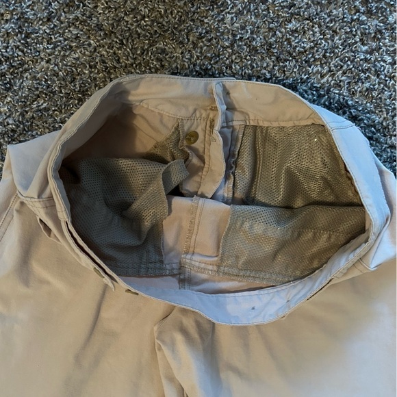 5/$25 Royal Robbins women’s khaki convertible hiking pants/capri size 6 - Picture 10 of 12